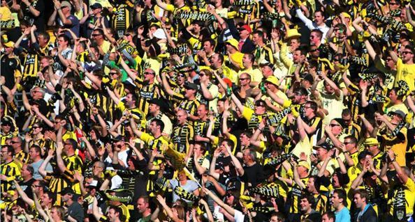 Yellow Fever supporters